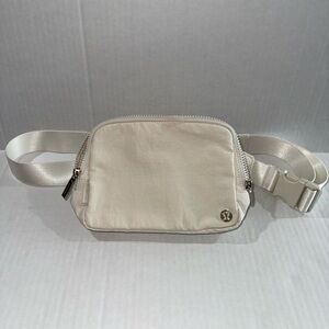 Lululemon Athletica Ivory Belt Bag